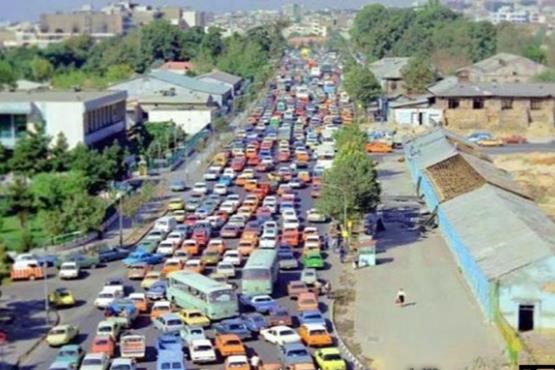 ترافیک خیابان عباس آباد تهران(شهید بهشتی) در سال 1350/ عکس