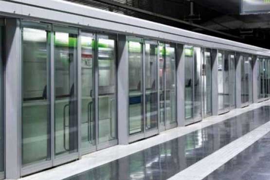 اجرای پایلوت نصب درهای بازشو ایمنی در خط 7 مترو آغاز شد