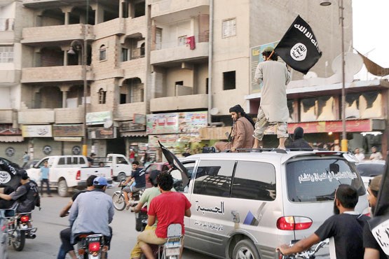 مردم مناطق تحت کنترل داعش چگونه زندگی می کنند؟