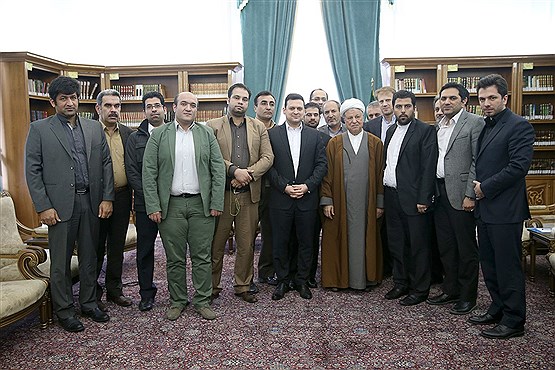 دیدار اعضای شورای راهبردی جبهه متحد اعتدال‌گرایان با هاشمی رفسنجانی