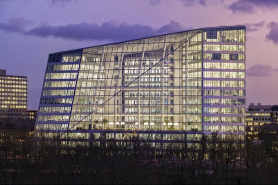 پایدارترین ساختمان دنیا در هلند + عکس