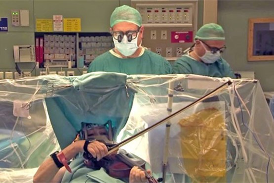 5 اتفاق عجیب در میان عمل جراحی +عکس