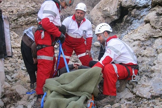 نجات هشت کوهنورد در ارتفاعات نایبند