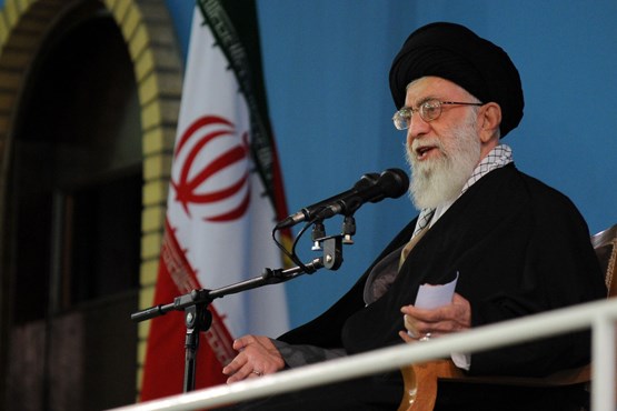 آیت‌الله خامنه‌ای به سناتورها درس حقوق بین‌الملل داد
