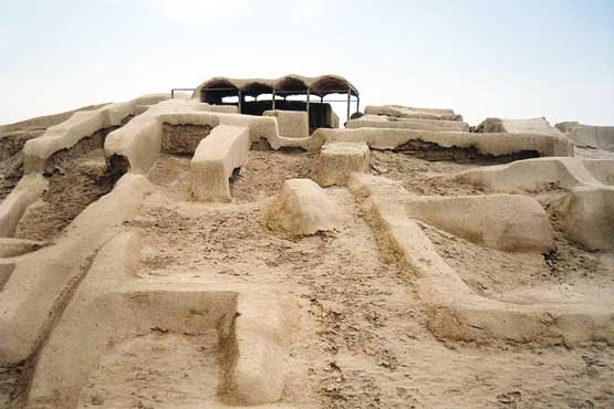 کلنگ‌زنی باستان‌شناسان در شهر سوخته