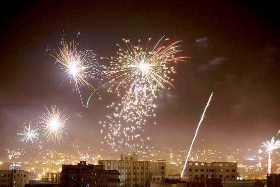 جشن و شادی مردم یمن در پی پیروزی حوثی‌ها