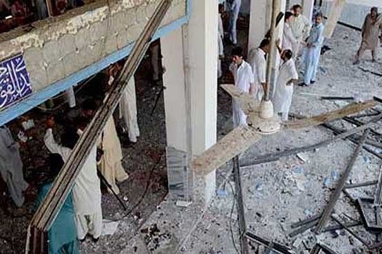 ۷۹ کشته و زخمی در حمله به مسجد شیعیان در پاکستان