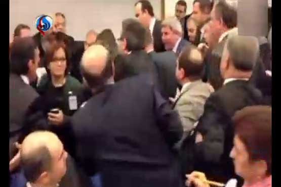 کتک کاری در مجلس ترکیه