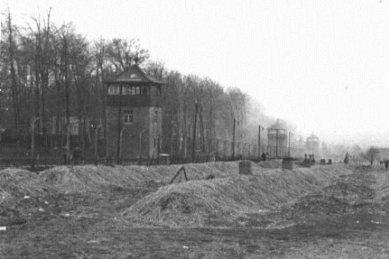 مخوف‌ترین اردوگاه کار اجباری نازی‌ها / عکس