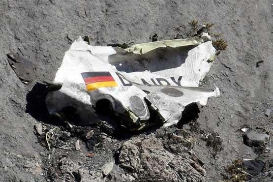 نشانه ای تازه از نقش کمک خلبان در سقوط هواپیمای آلمانی