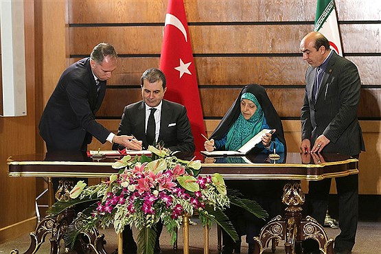 امضای 8 سند همکاری بین ایران و ترکیه