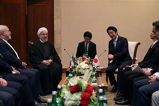 دیدار رئیس جمهور ایران و نخست وزیر ژاپن