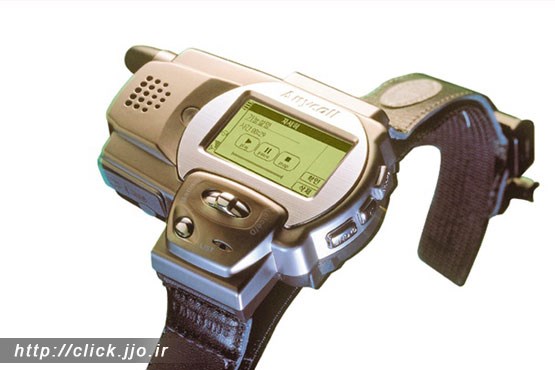 ساعت هوشمند مجهز به سیم‌کارت در سال 1999 را ببینید