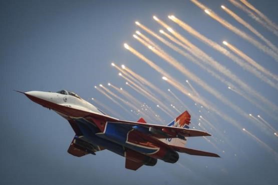 مانور مشترک نظامی دریایی و هوایی روسیه و چین + اسلایدشو و فیلم