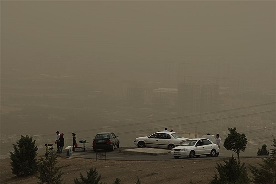 گرد و غبار در هوای تهران