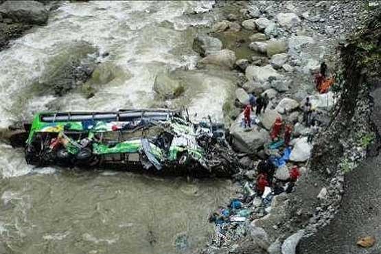 آمار نهایی فوتی‌های حادثه سقوط اتوبوس در چالوس