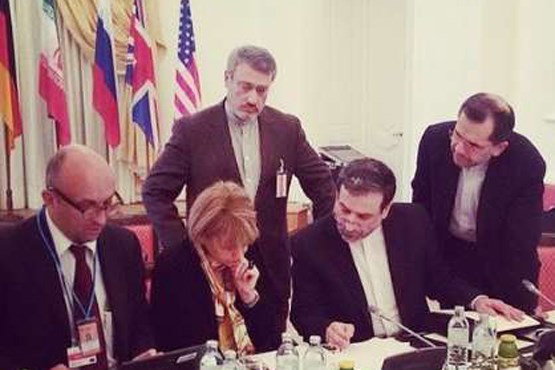 7 ساعت مذاکره ایران و اروپا برای تکمیل متن توافق جامع