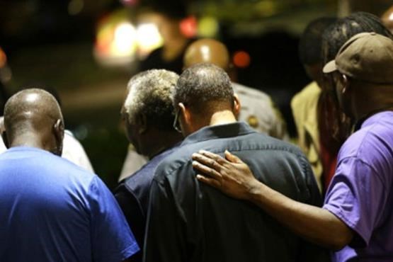 مرد سفید آمریکایی سیاهپوستان را در کلیسا به رگبار بست