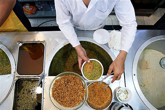 بازار داغ حلیم و آش در ماه رمضان