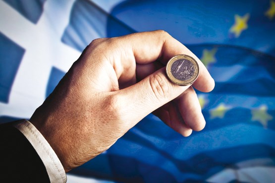 کوچک شدن اقتصاد یونان؛ بحرانی تازه در اروپا