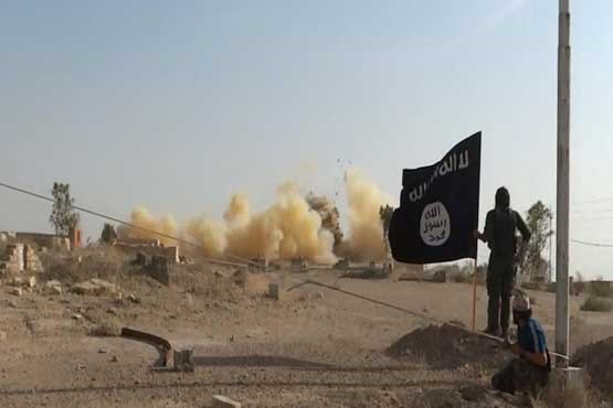 تخریب قبور توسط داعش + عکس