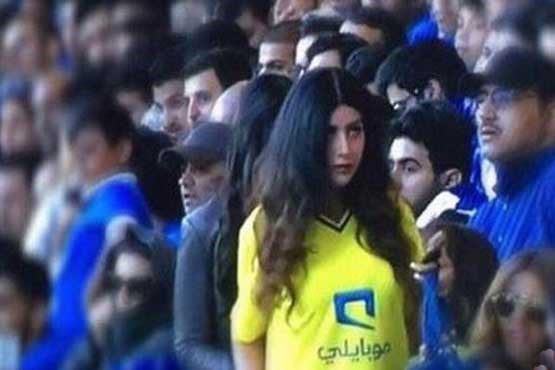 طلاق زن به دلیل تماشای فوتبال !
