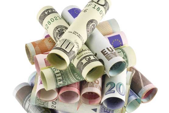 افزایش قیمت یورو؛ افت دلار و پوند بانکی