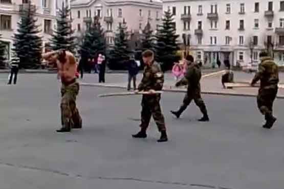 نظامی روس با بدنی پولادین