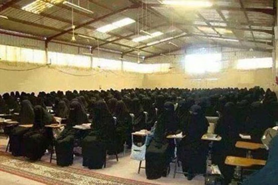کلاس درس دختران داعش + عکس