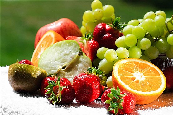 چاقی افراد با مصرف میوه