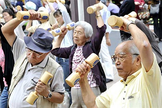 پیرمردان ژاپنی 10 میلیون نفر شدند!