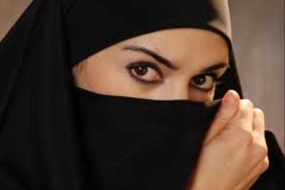 داعش زنی را به جرم زیبایی اعدام کرد
