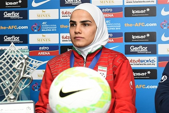 فرشته ورزش ایران جایزه اش را به هم تیمی هایش تقدیم کرد