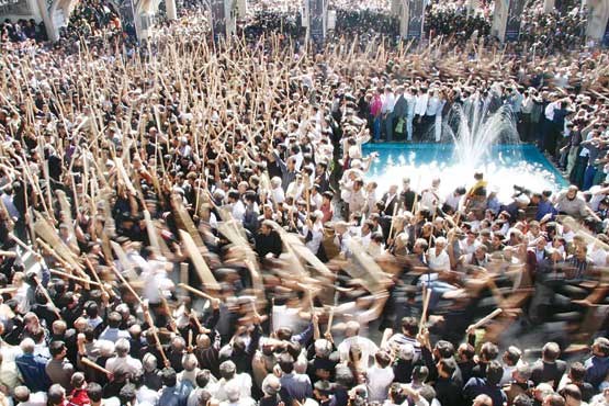 برگزاری مراسم یک هزار ساله «قالیشویان» در مشهد اردهال