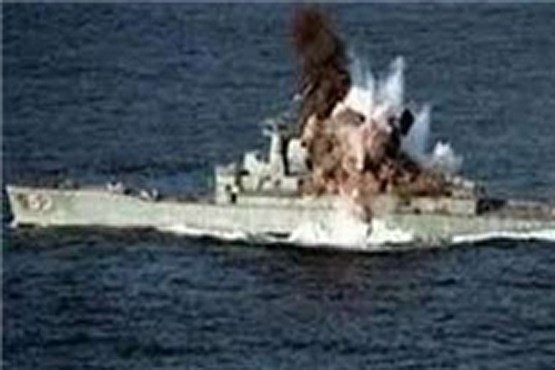 انهدام کشتی جنگی متجاوزان در سواحل یمن