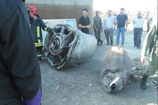 سقوط قطعات موتور بوئینگ 747 ماهان در اسلامشهر