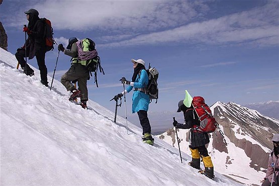 بانوی کوهنورد از ارتفاعات دماوند سقوط کرد