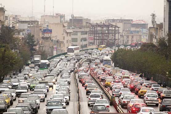 باران، می‌آید؛‌ تهران قفل می‌شود