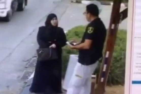 تلاش زن فلسطینی برای چاقو زدن به مامور رژیم صهیونیستی + فیلم