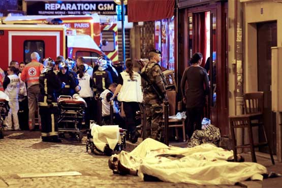 شمار کشته های حملات تروریستی پاریس به 132نفر افزایش یافت