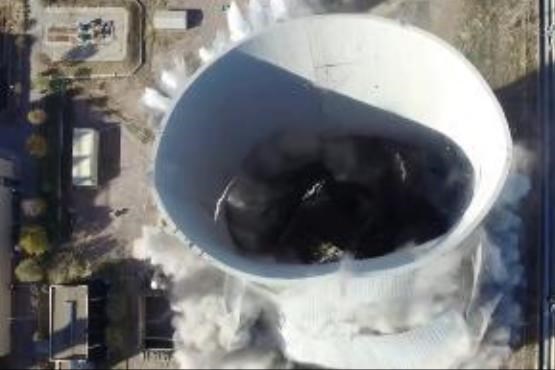 فیلم لحظه تخریب برج خنک کننده مرتفع
