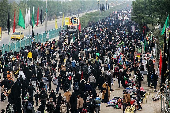 راهپیمایی عظیم زائران اربعین حسینی به کربلا