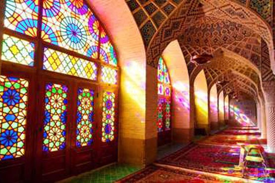 تراز معماری ایرانی را در شبکه افق ببینید