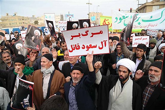 راهپیمایی نمازگزاران در اعتراض به شهادت رساندن شیخ نمر