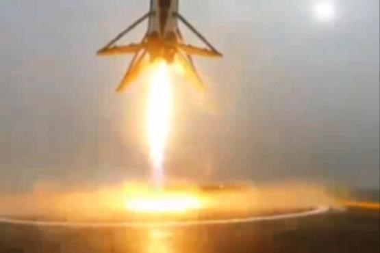 انفجار موشک در هنگام فرود