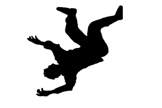 سقوط جوان 27 ساله از ارتفاع 20 متری در دماوند