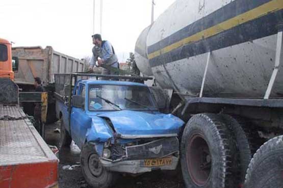 تصادف زنجیره ای خودروها در شیراز + تصاویر