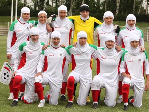 دختران فوتبالیست زیر 16 سال حریفان خود را در ایران شناختند