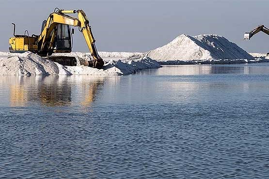 امیدها در دریاچه ارومیه زنده شد / افزایش نیم متری سطح آب دریاچه