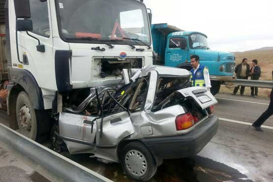 تصادف مرگبار پراید و کامیون +عکس